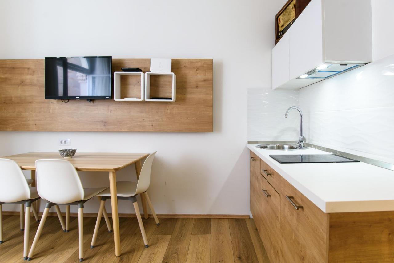 Street Buzz Old Town Apartment By Duhomes Dubrovnik Ngoại thất bức ảnh