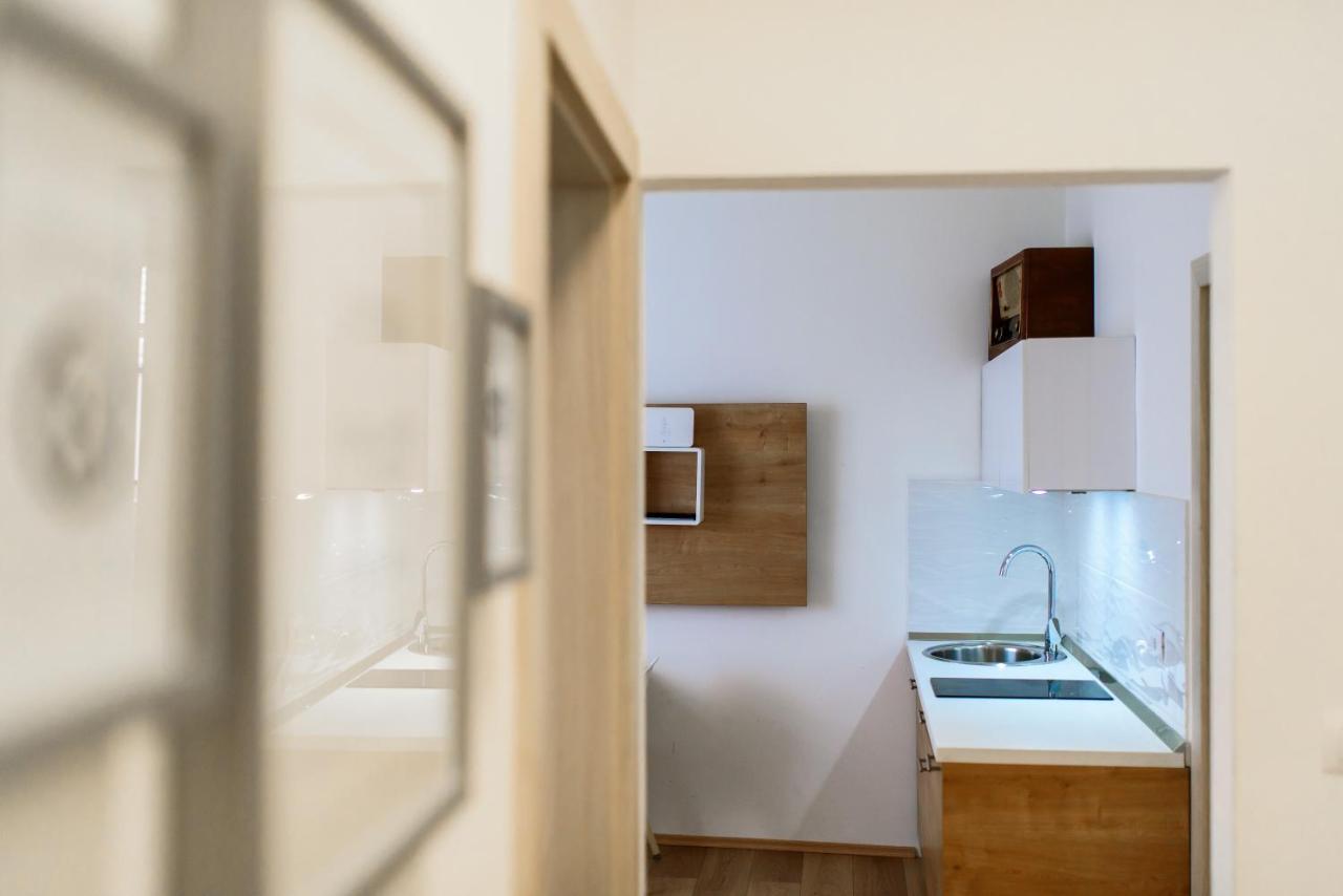 Street Buzz Old Town Apartment By Duhomes Dubrovnik Ngoại thất bức ảnh