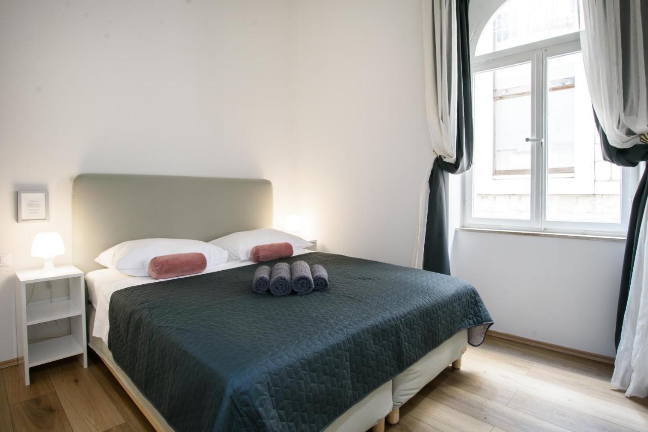 Street Buzz Old Town Apartment By Duhomes Dubrovnik Ngoại thất bức ảnh
