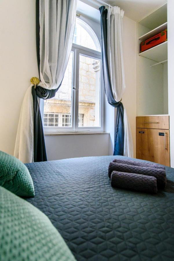 Street Buzz Old Town Apartment By Duhomes Dubrovnik Ngoại thất bức ảnh