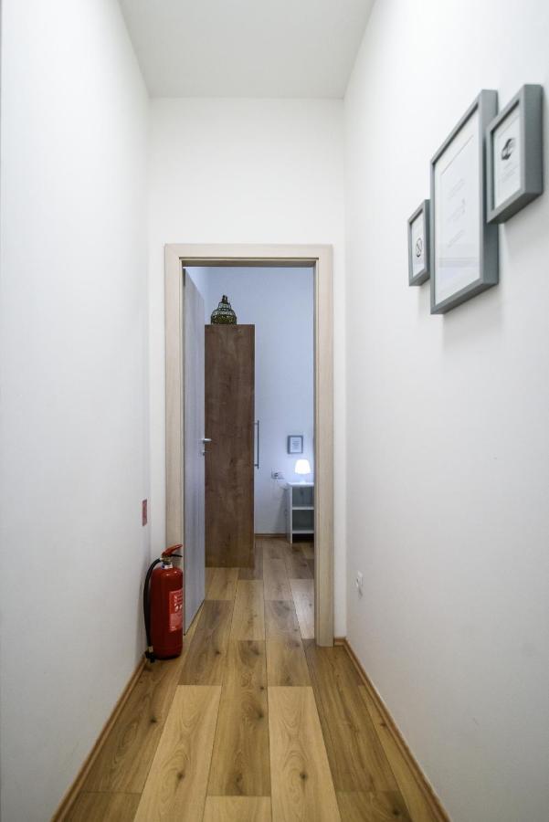 Street Buzz Old Town Apartment By Duhomes Dubrovnik Ngoại thất bức ảnh